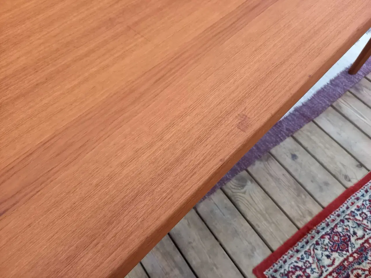 Billede 3 - Spisebord designet af Henning Kjærnulf