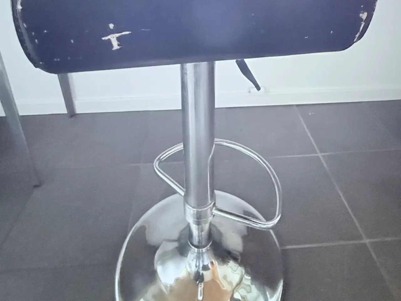Billede 3 - Barstol med patina