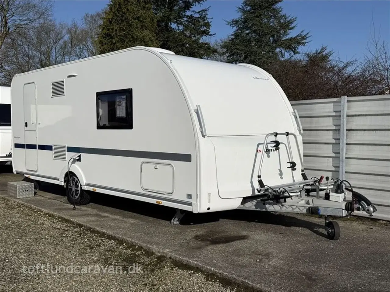 Billede 3 - 2023 - Adria Altea 542 PH   Fremtræder som ny, QUEENS-SENG, m/MOVER + KLIMA mv.