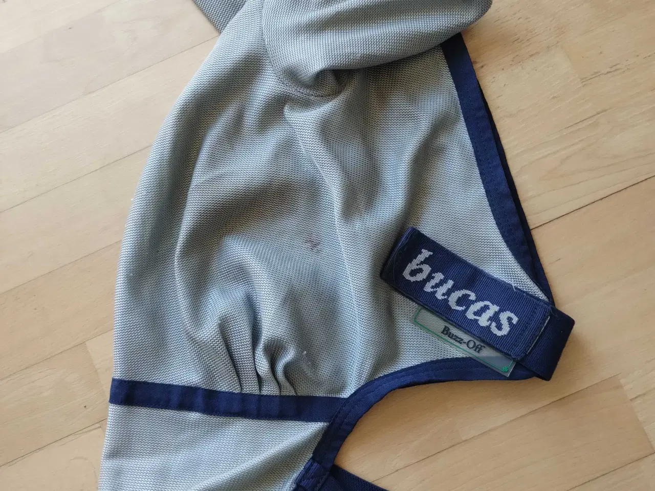 Billede 1 - Bucas fluemaske 