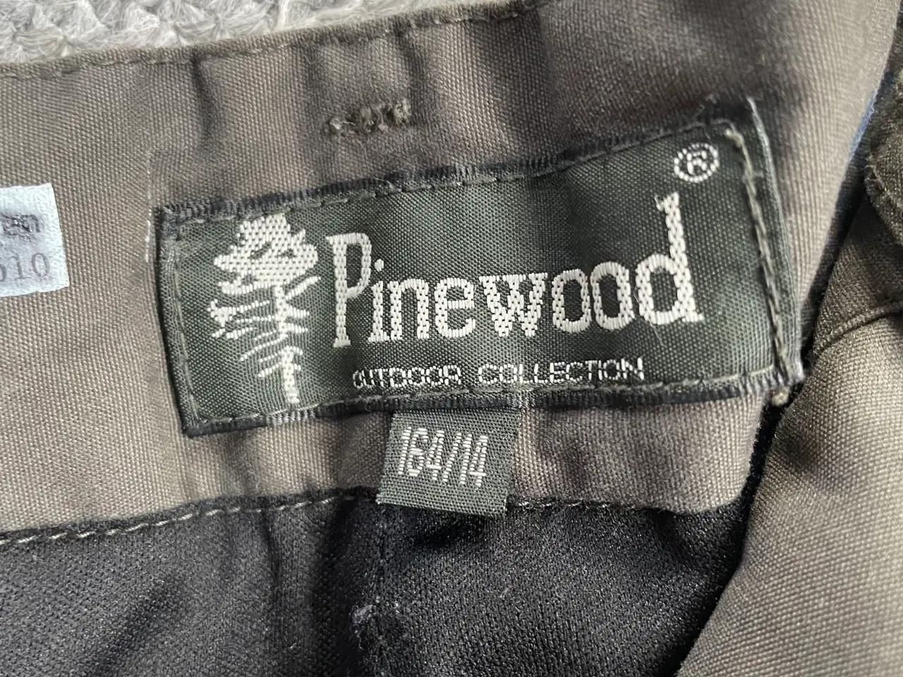 Billede 3 - Pinewood bukser børn