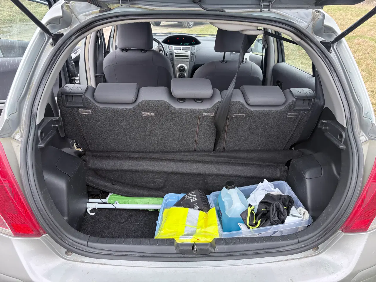 Billede 6 - Toyota Yaris solid, økonomisk og velholdt bil