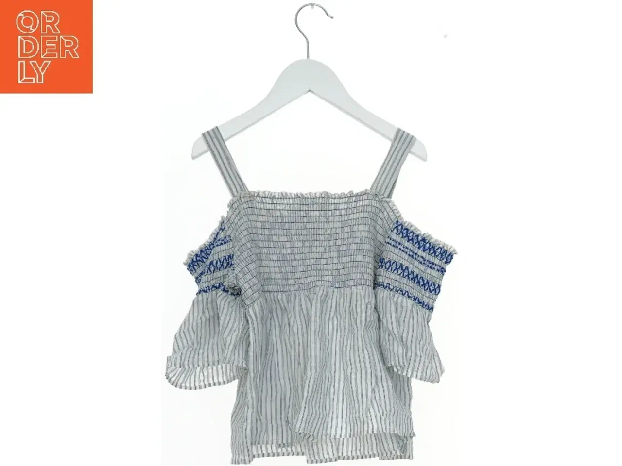 Billede 2 - Off-shoulder bluse med blå mønster fra Zara (str. 140)