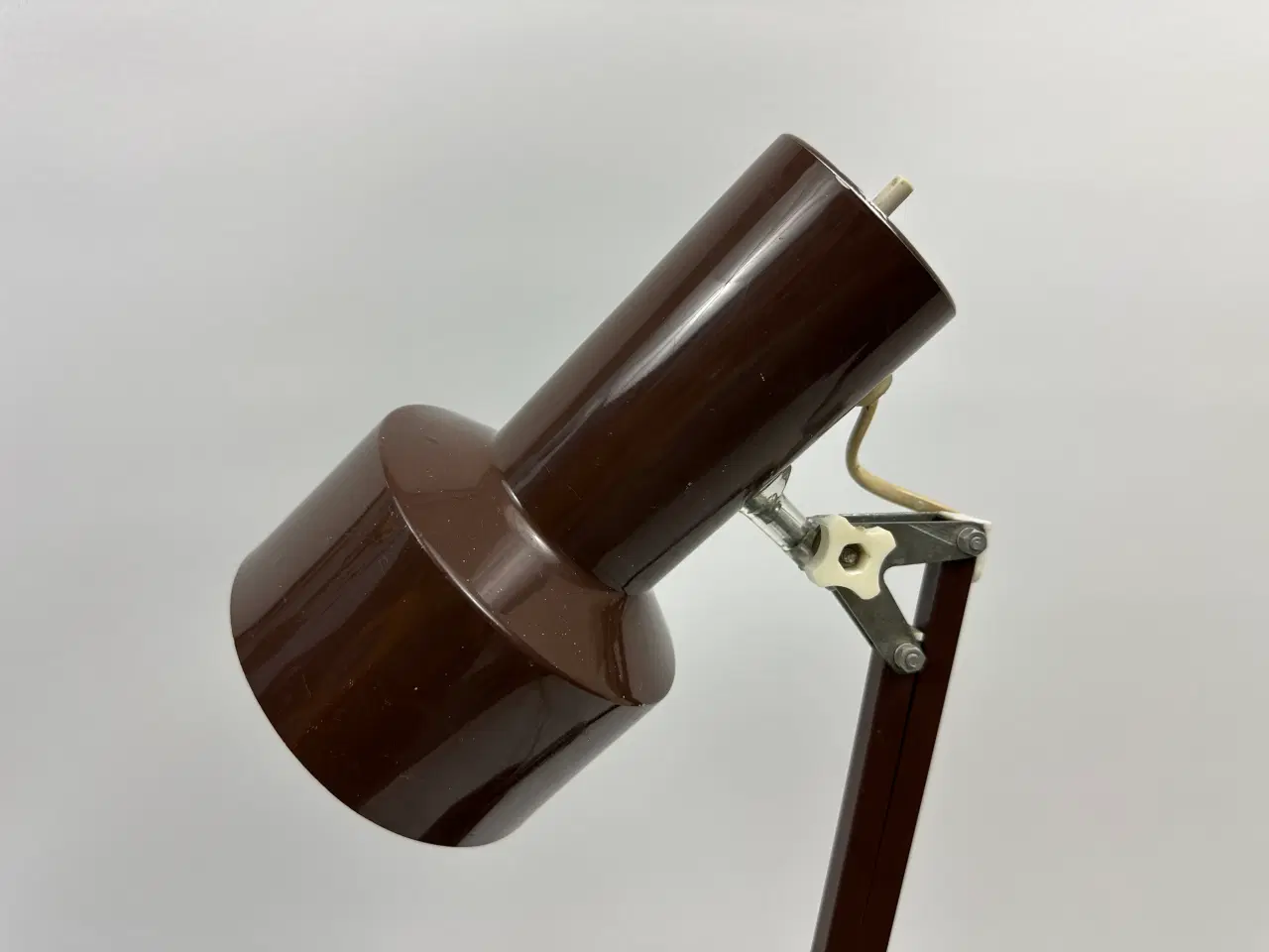 Billede 4 - Retro bordlampe (brun)