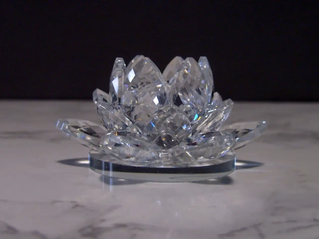 Billede 2 - Superflot lotus krystalglas blomst