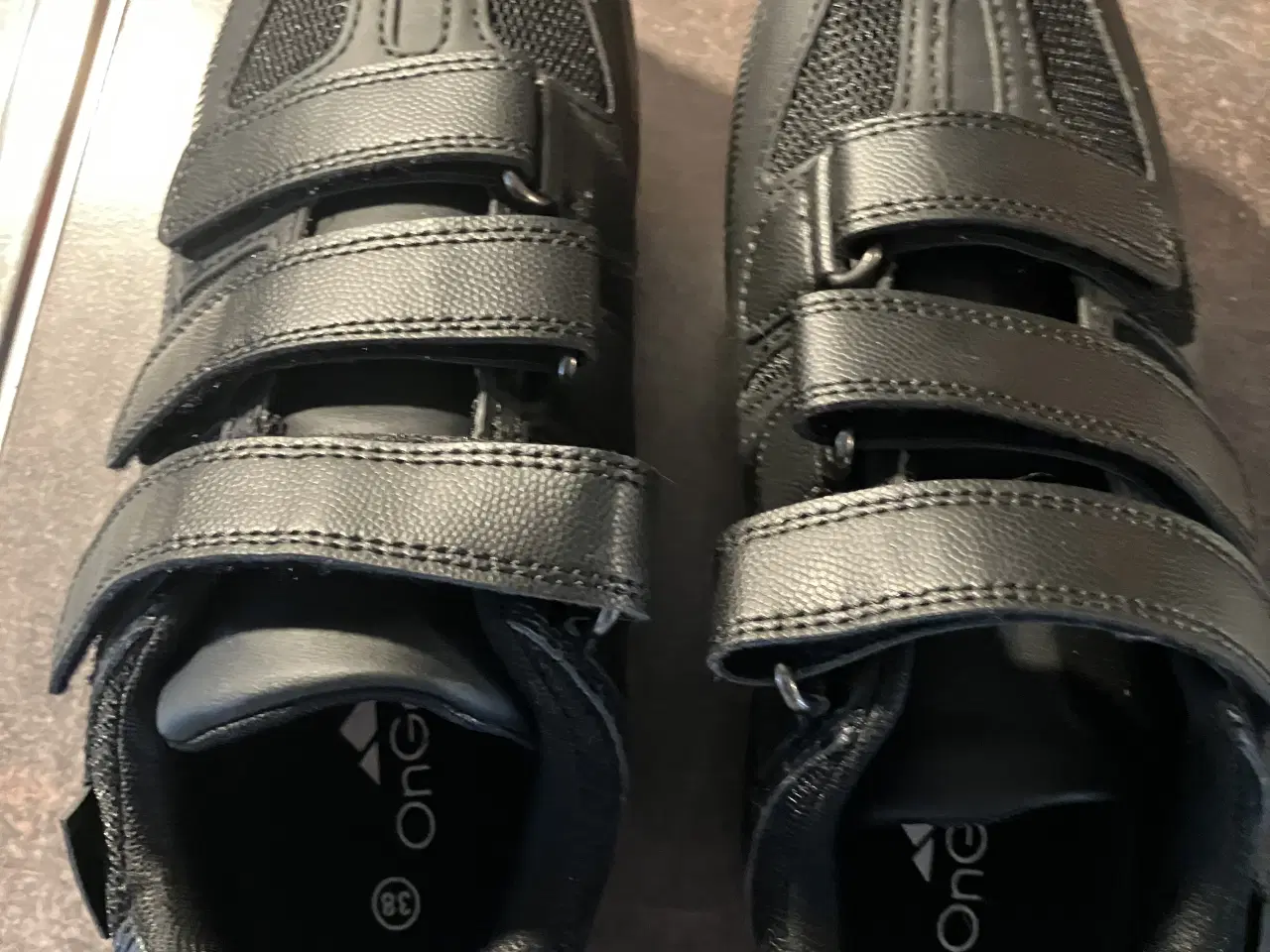 Billede 1 - OnGear spinningsko str 38 m klamper 