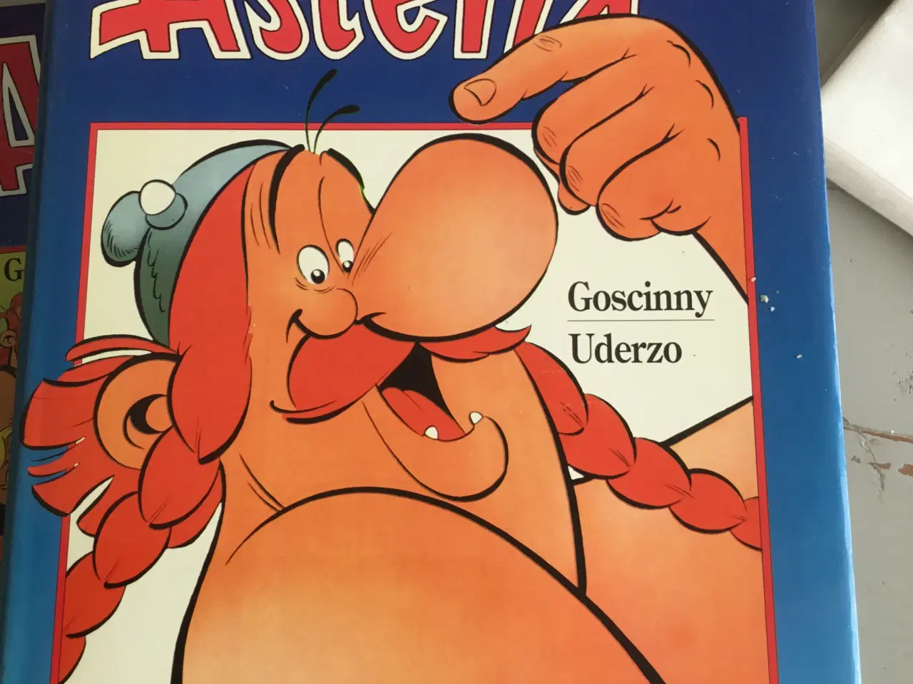 Billede 6 - Asterix indbundne hæfter med cover 7 stk.
