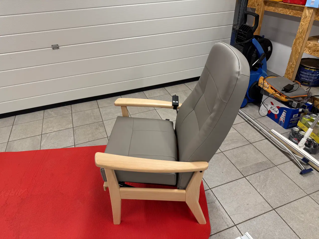 Billede 1 - Farstrup hvilestole med sædeløft model 5920
