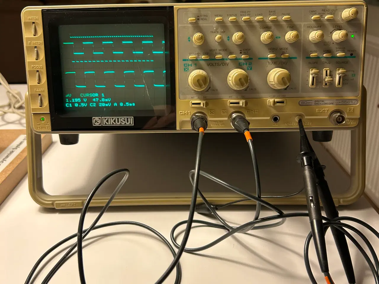Billede 1 - Digital Oscilloscope med prober
