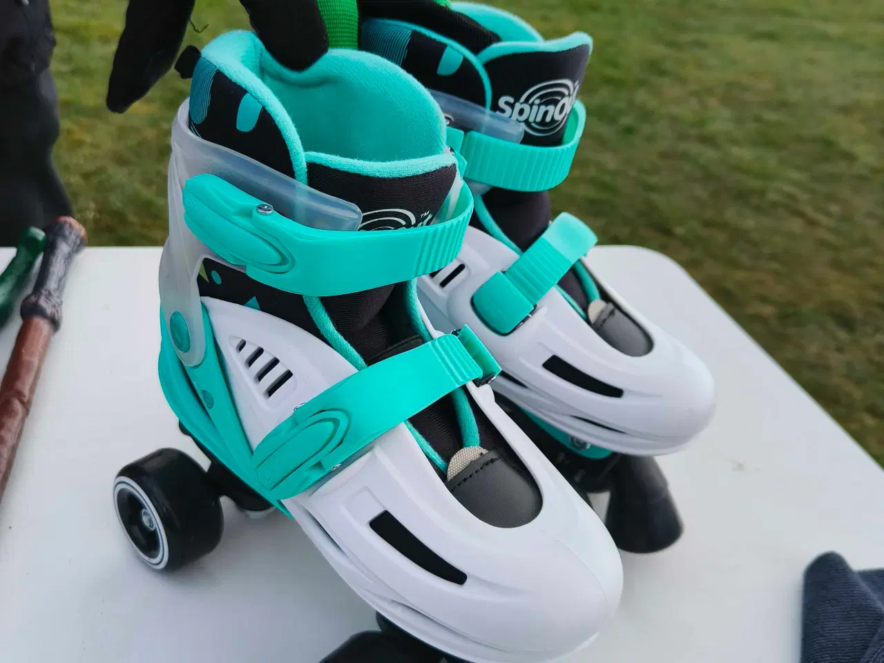 Billede 1 - Rulleskøjter. Str 35-38