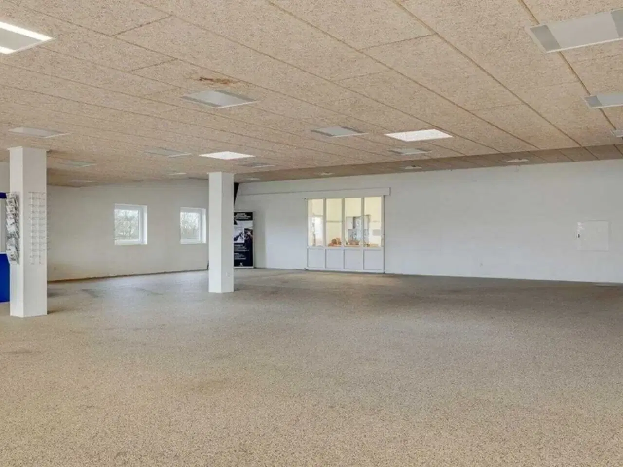 Billede 3 - Velindrettet værksted/lager med autolift i Tørringhuse