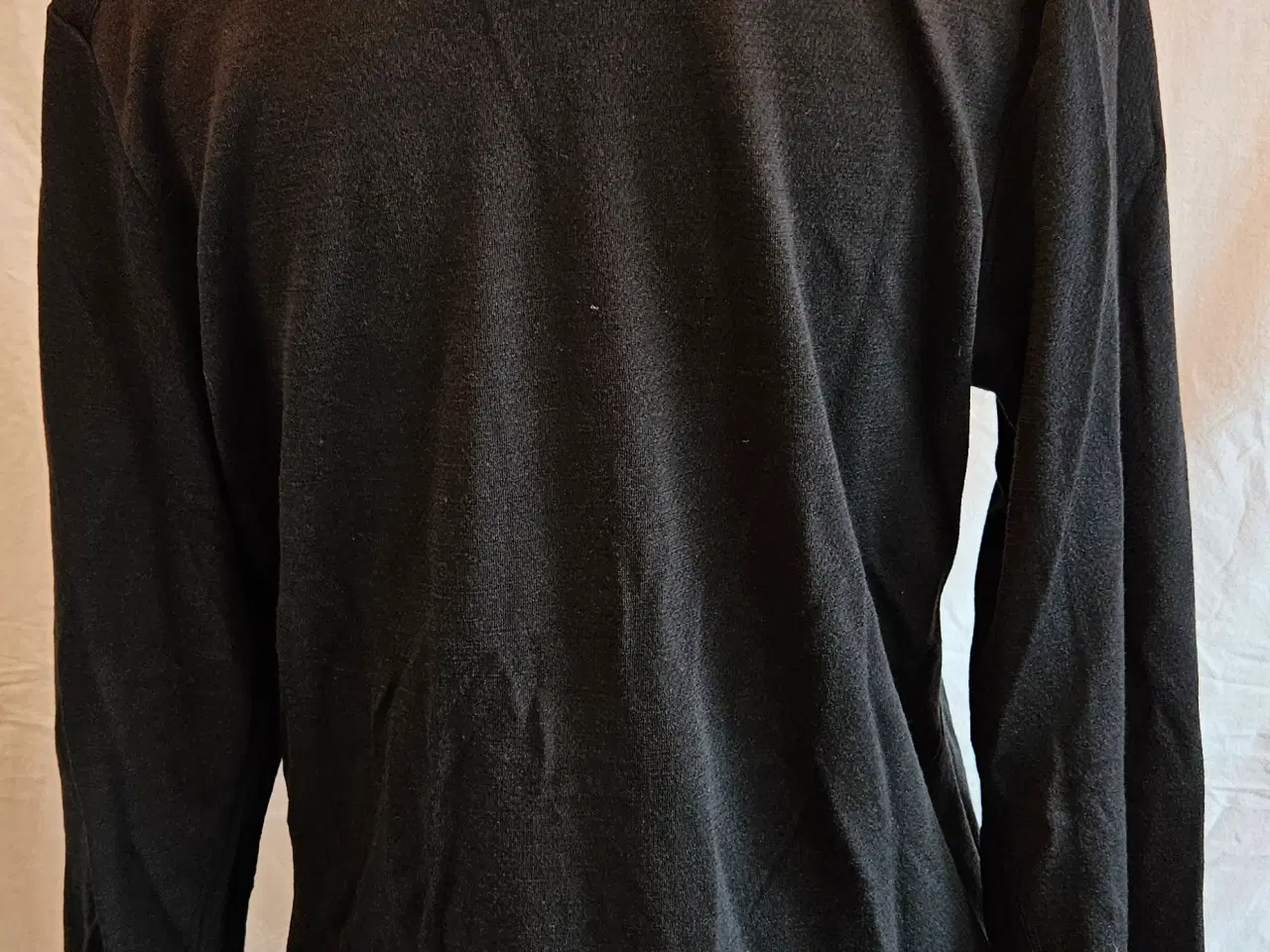 Billede 1 - Ski undertrøje fra Helly Hansen i merino uld