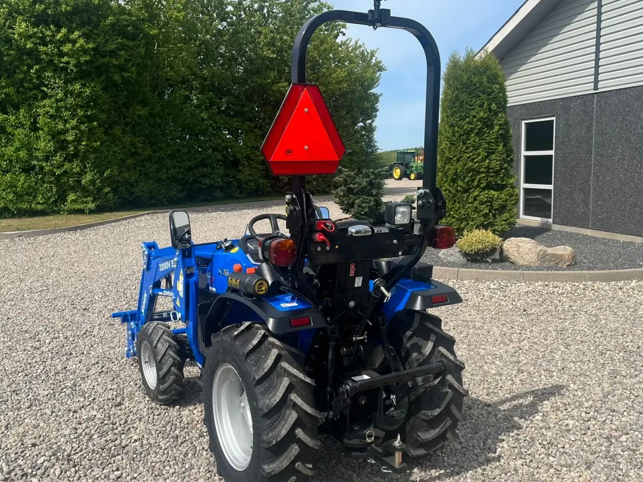 Billede 16 - Solis S26 6+2 gearmaskine med Fuldhydraulisk frontlæsser