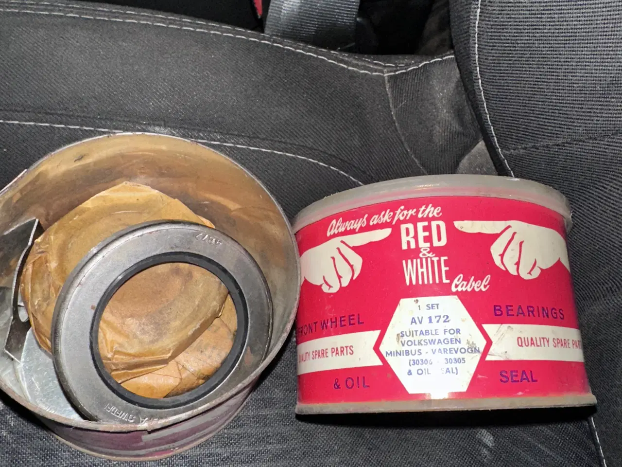 Billede 1 - 2 komplette  lejer til VW bus eller varevogn