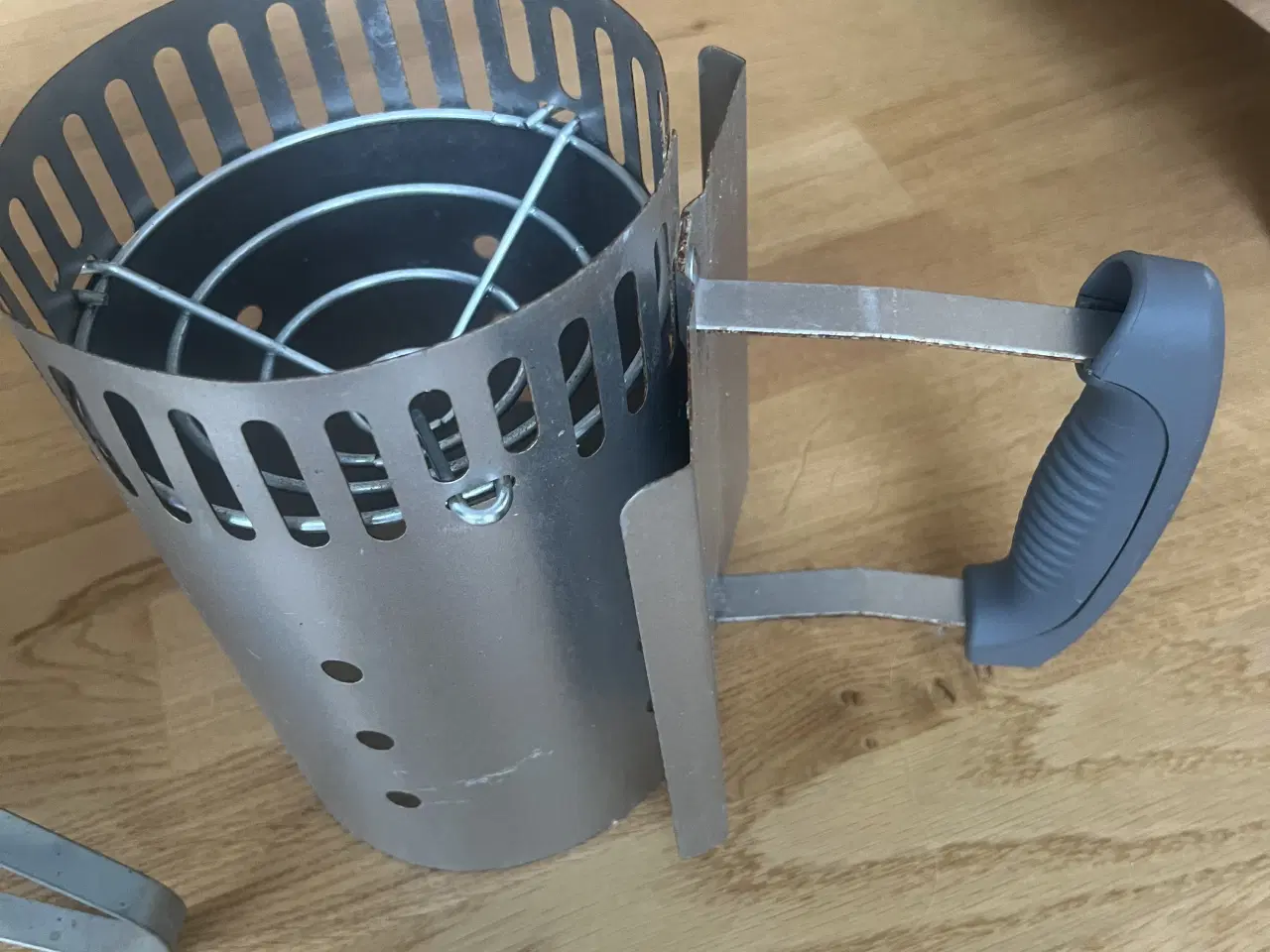 Billede 8 - Smokey Joe kuglegrill med grillstarter