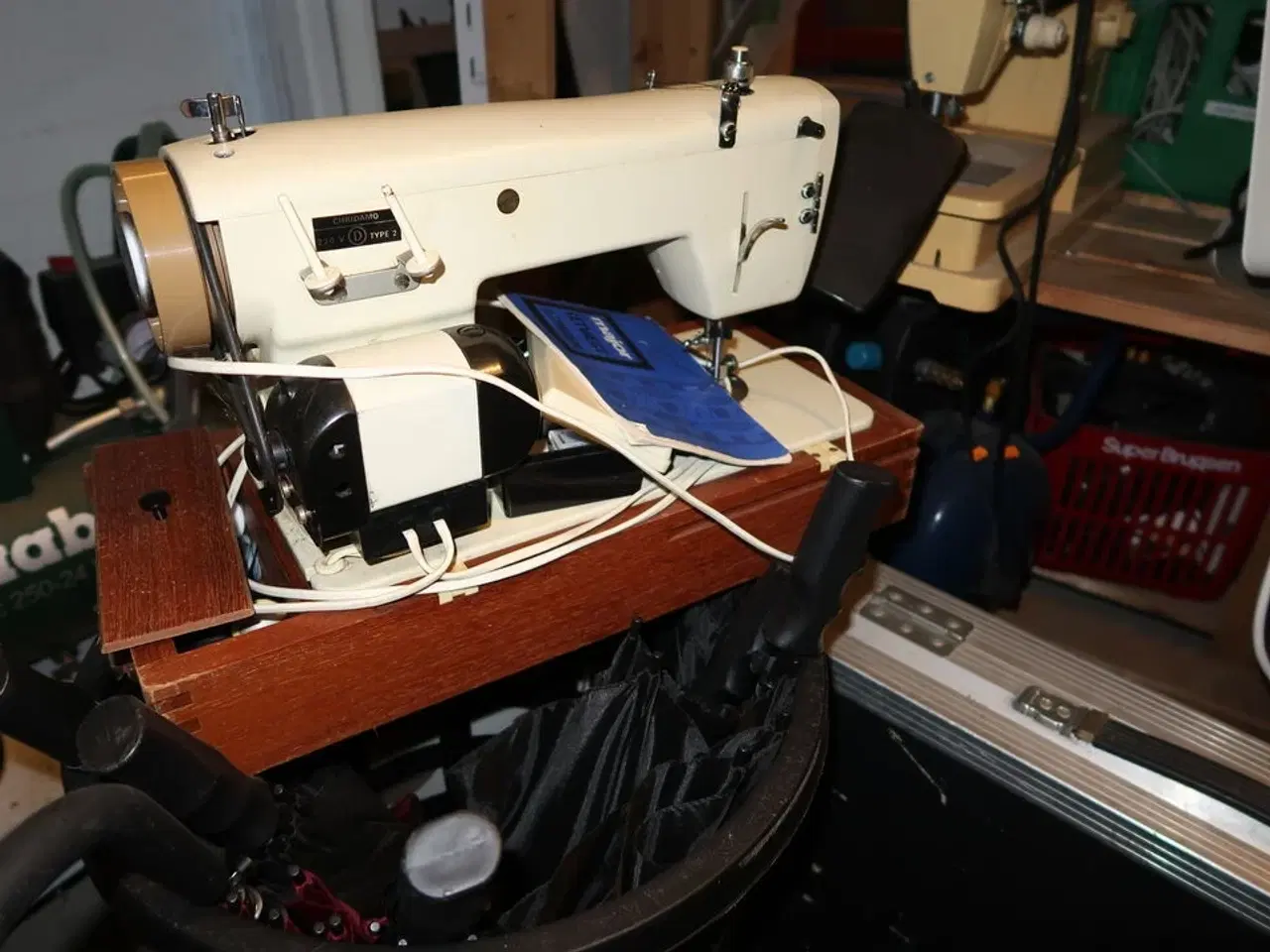 Billede 2 - Symaskine MAJOR LETVÆGT