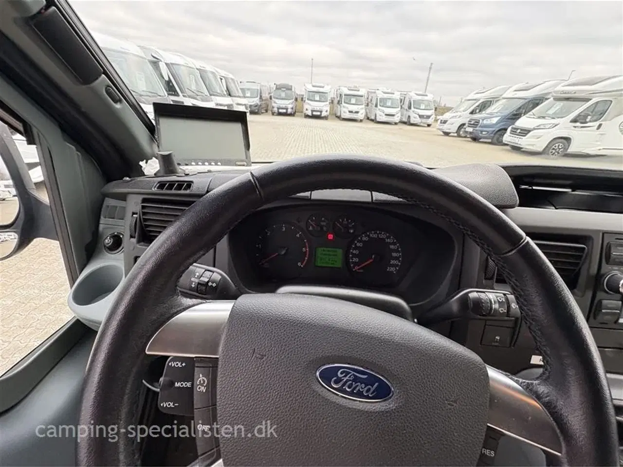 Billede 4 - 2013 - Hymer Van 512   Hymer Van 512 2012 - Se den nu hos Camping-Specialisten.dk