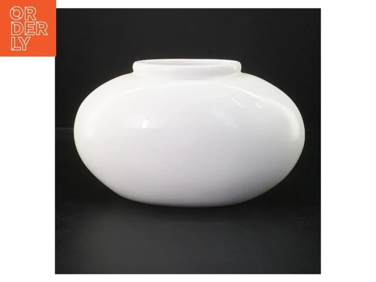 Billede 1 - Hvid porcelænvase (str. 26 cm)