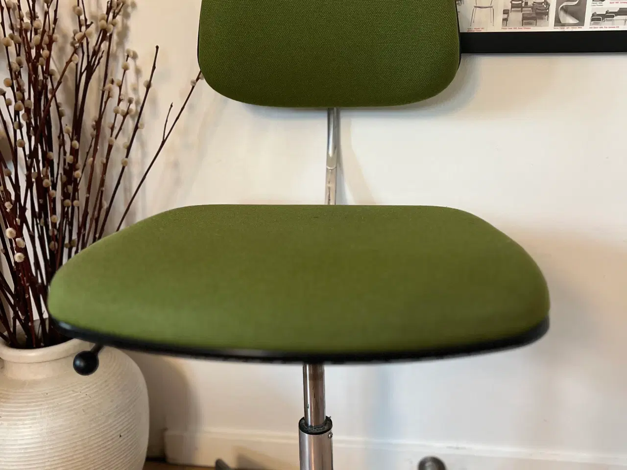 Billede 1 - Kevi kontorstol – Dansk designklassiker