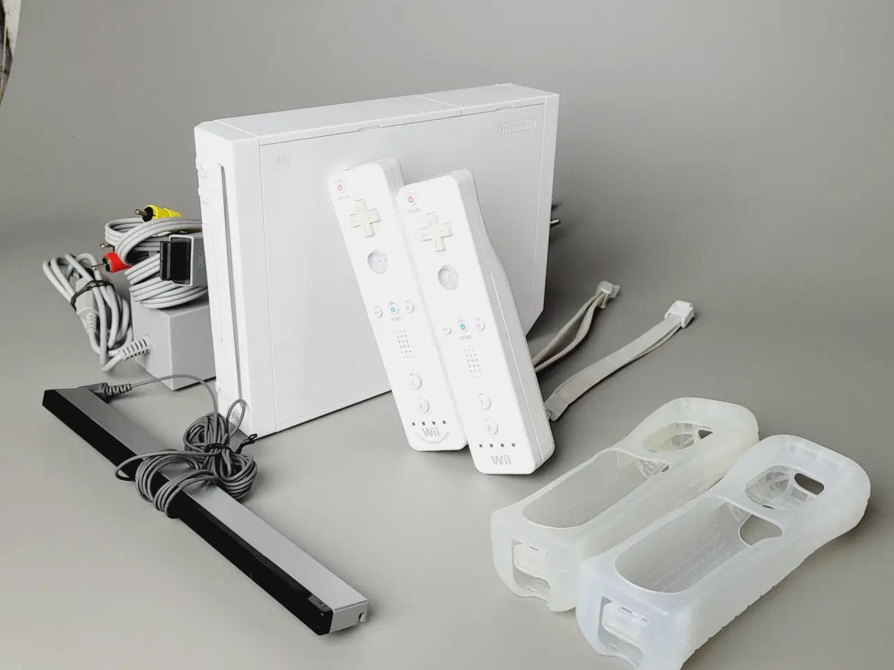 Billede 2 - ⭐️· 🎮 Nintendo Wii konsol, hvid, med tilbehør 