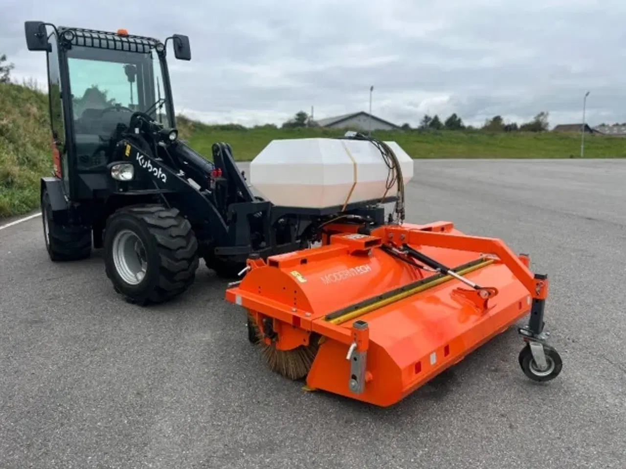 Billede 3 - ModernTech ZML180 kost / Giant skifte