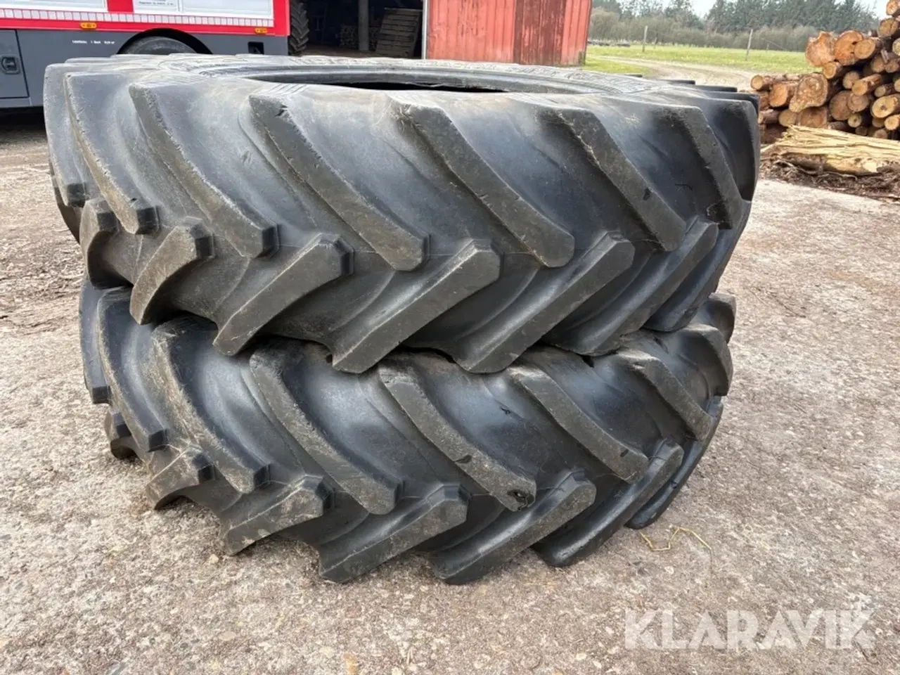 Billede 1 - Traktordæk Vredestein 18.4 R 38