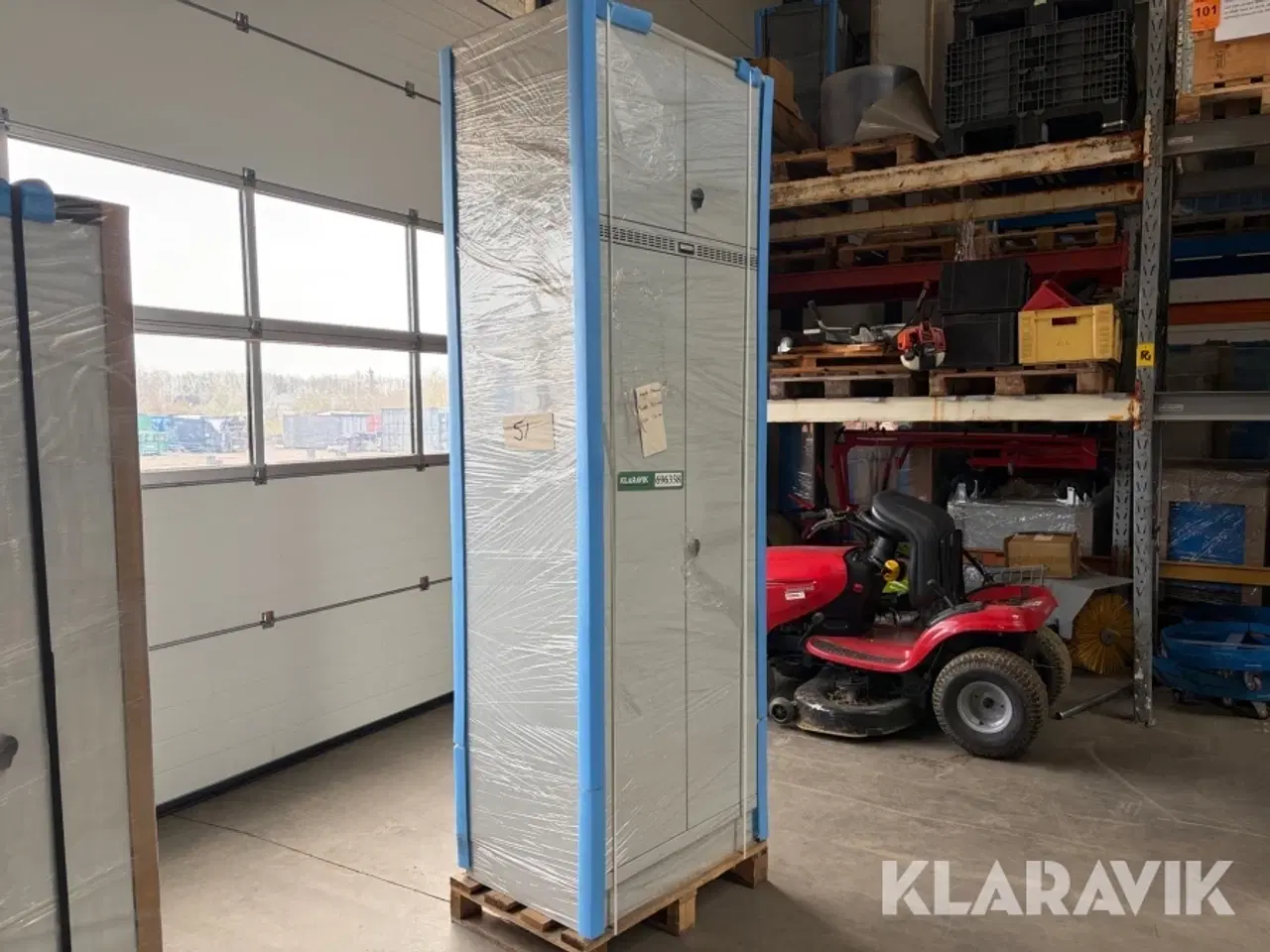 Billede 3 - Værkstedsskabe