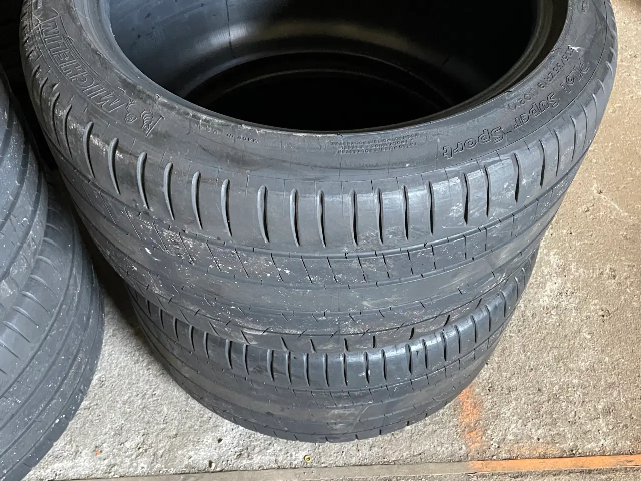 Billede 2 - 19 Michelin 305/35r19 Ref.S148 sommer