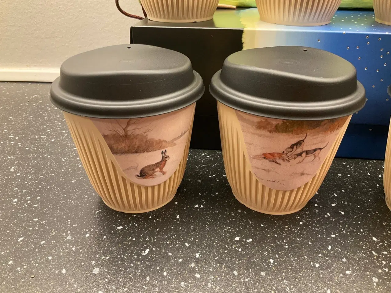 Billede 2 - Kopper i gaveæske