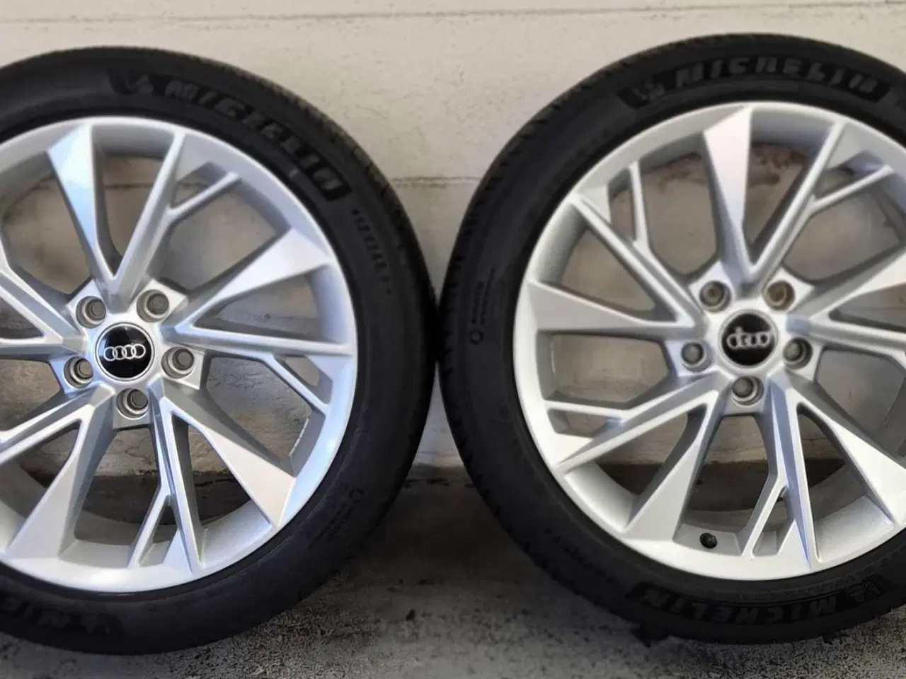 Billede 9 - AUDI A4 / A5 / A6 / A7 ORIGINAL ALUFÆLGE MED SOMME