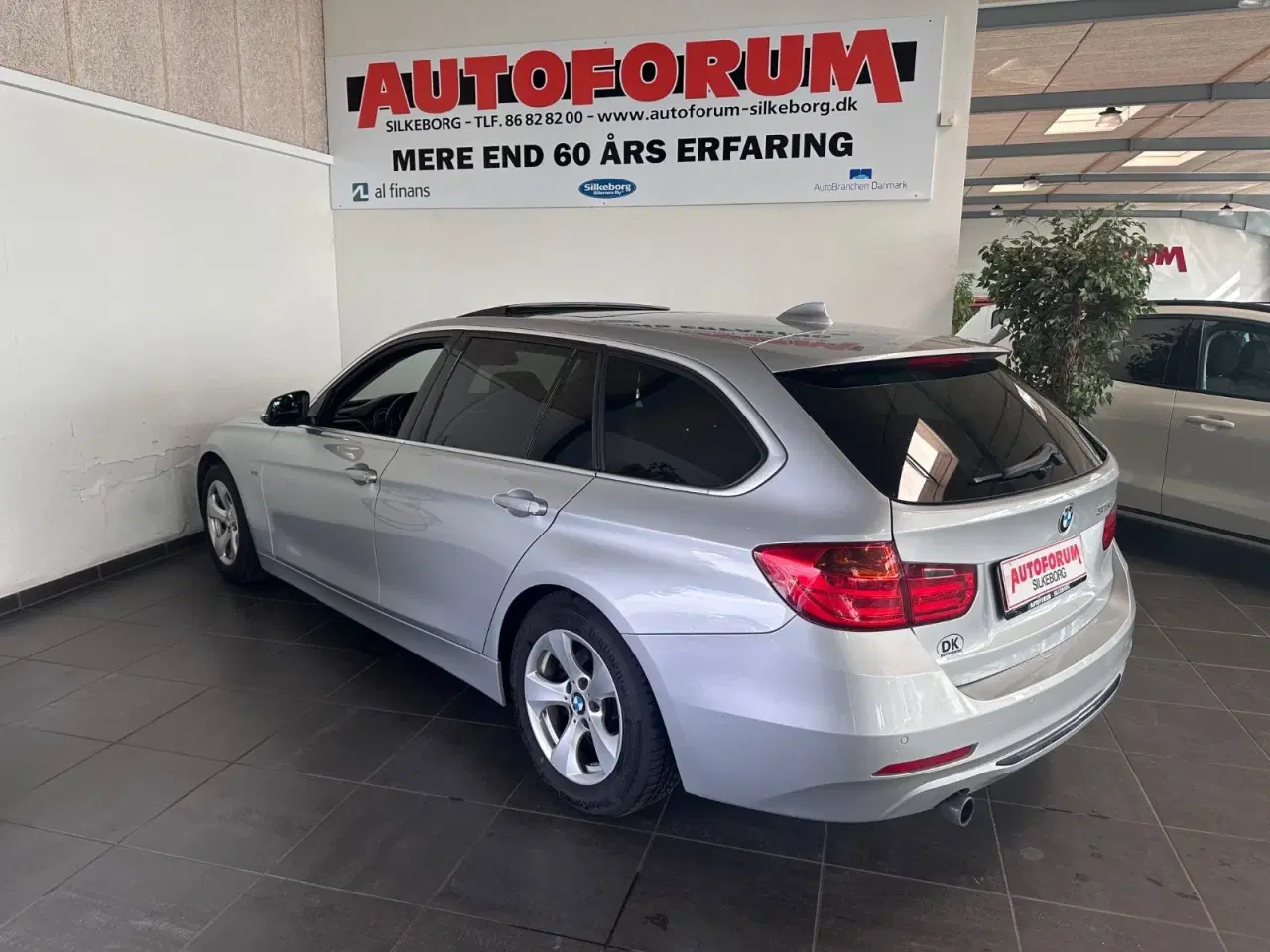 Billede 18 - BMW 320d 2,0 Touring Sport Line aut. ED