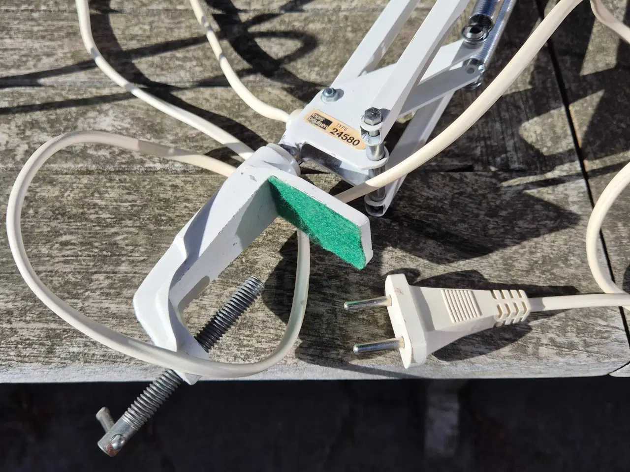 Billede 14 - Hvid IT arkitektlampe fra Louis Poulsen