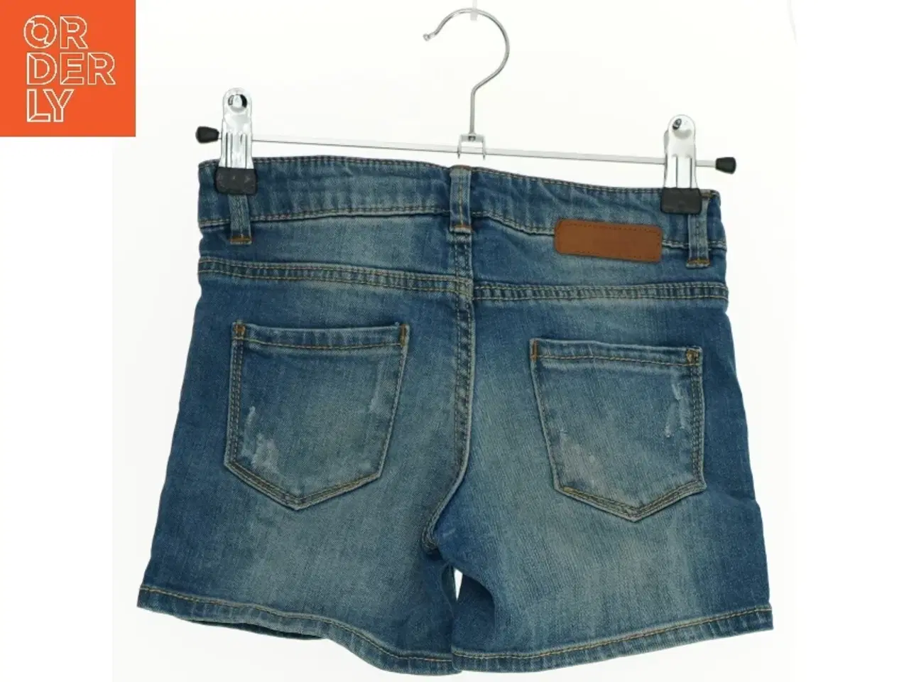 Billede 2 - Shorts (str. 116 cm)