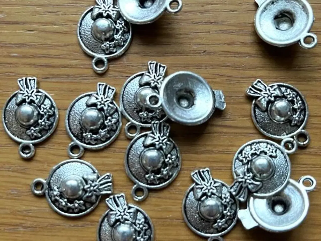Billede 4 - Charms - DAMEHATTE - til dine egne smykker