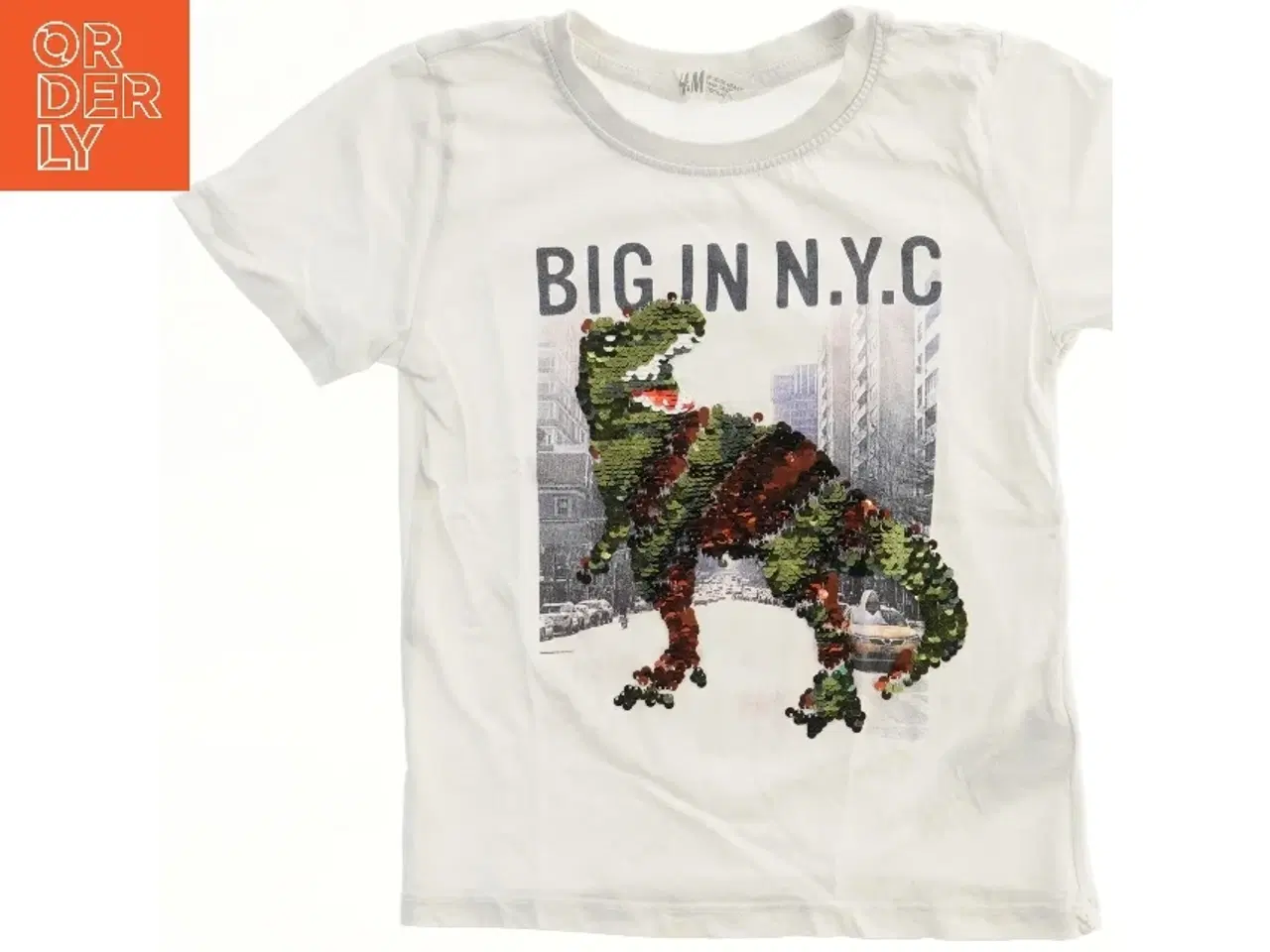 Billede 2 - T-shirt med dinosaur motiv fra H&M (str. 110)