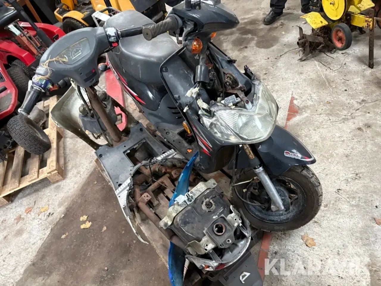 Billede 2 - Scooter 2 styk + reservedele