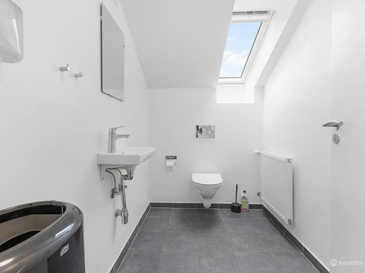 Billede 18 - Attraktiv introleje på kun kr. 1.100 pr. m² - Flot og indbydende storrumskontor