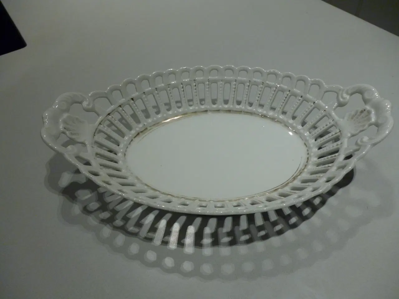 Billede 1 - Porcelæn serverings fad sælges.