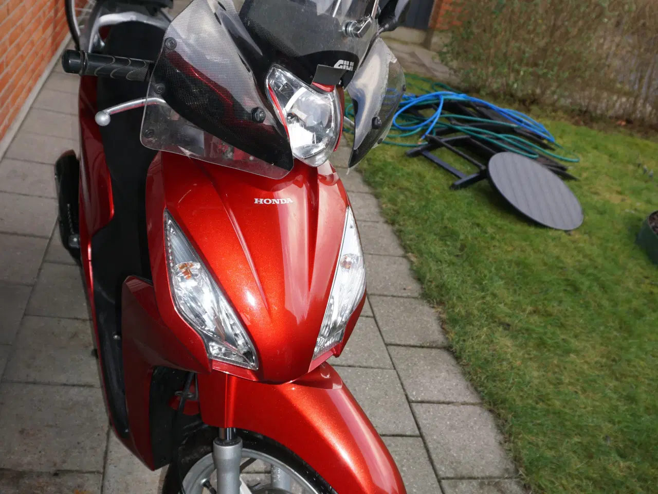 Billede 2 - Honda Vision 110 med 16" Forhjul Sælges