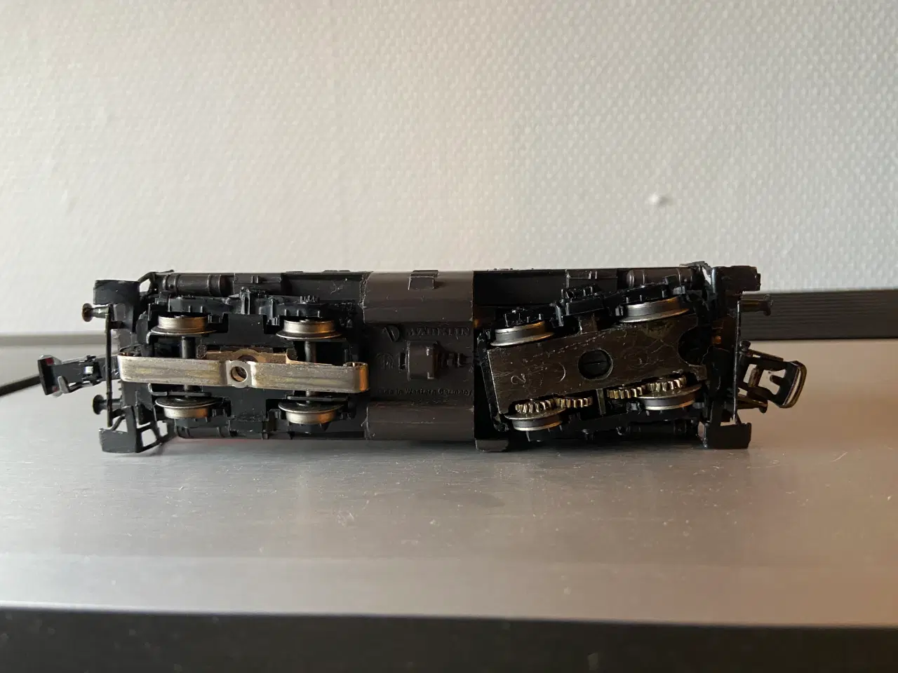 Billede 5 - Märklin diesellokomotiv BR212 “Feuerwehr”