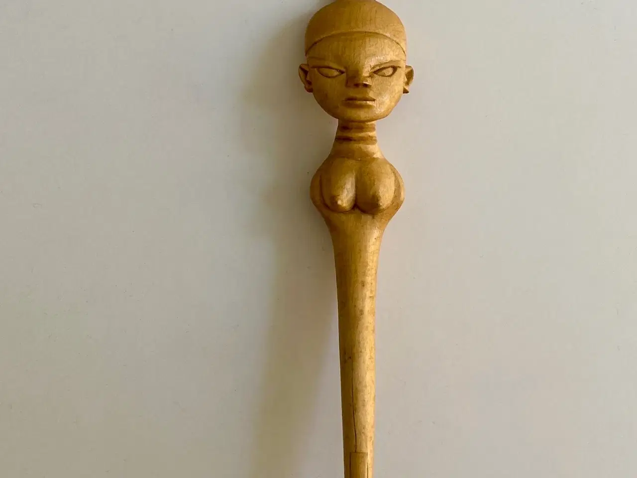 Billede 1 - Træfigur, kvinde