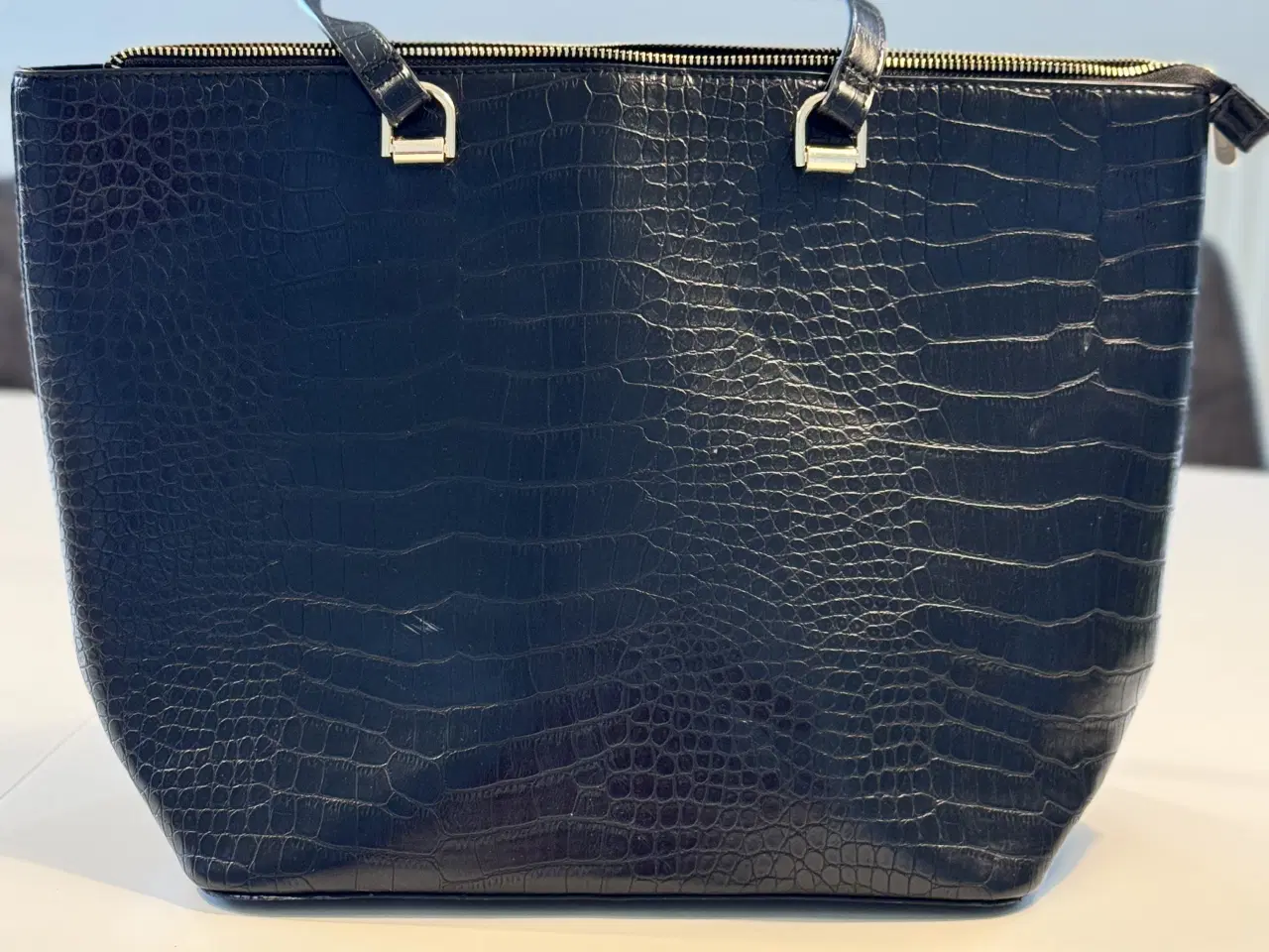 Billede 2 - Skuldertaske i kunstlæder 