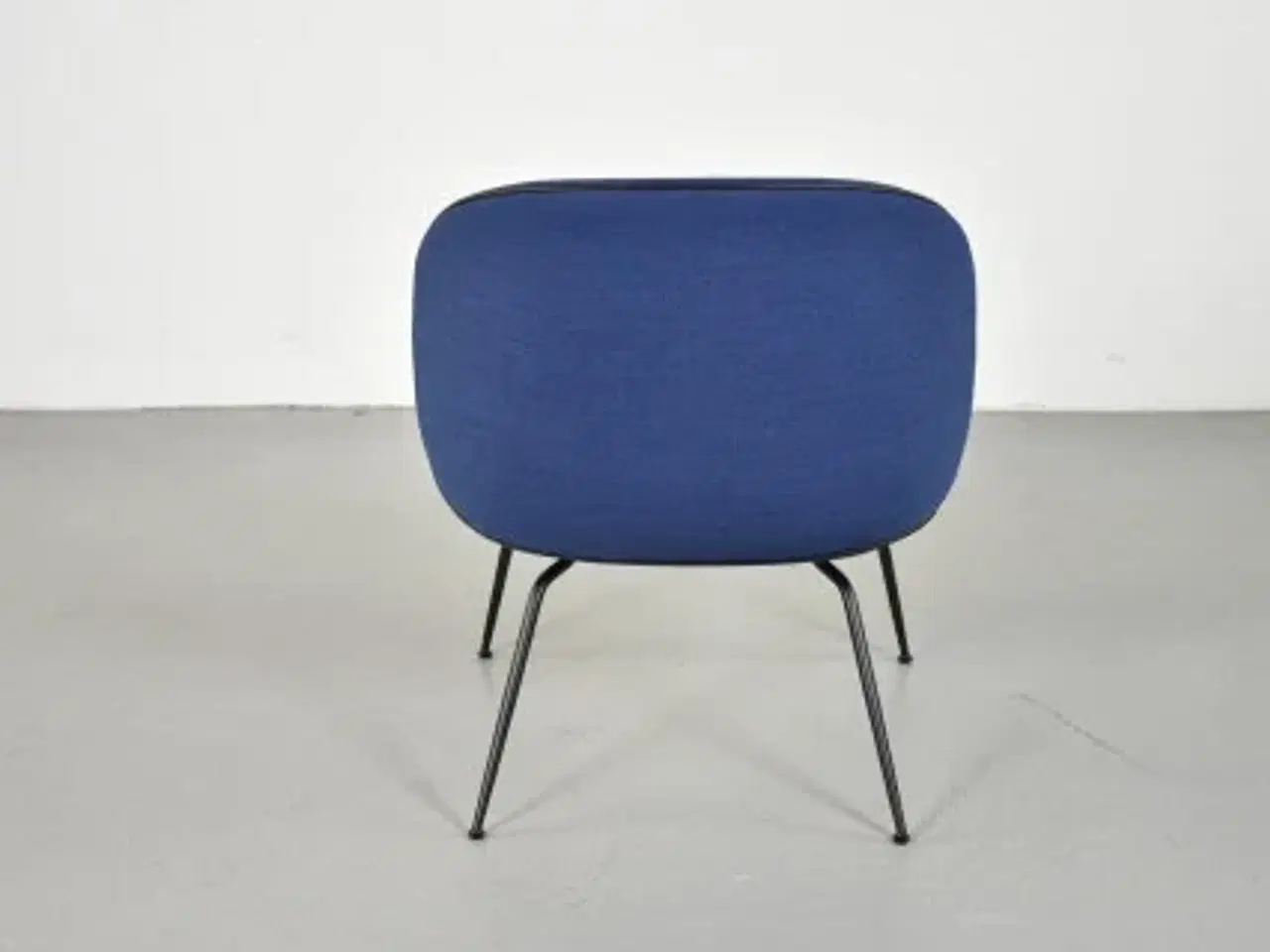 Billede 3 - Gubi beetle loungestol i blå