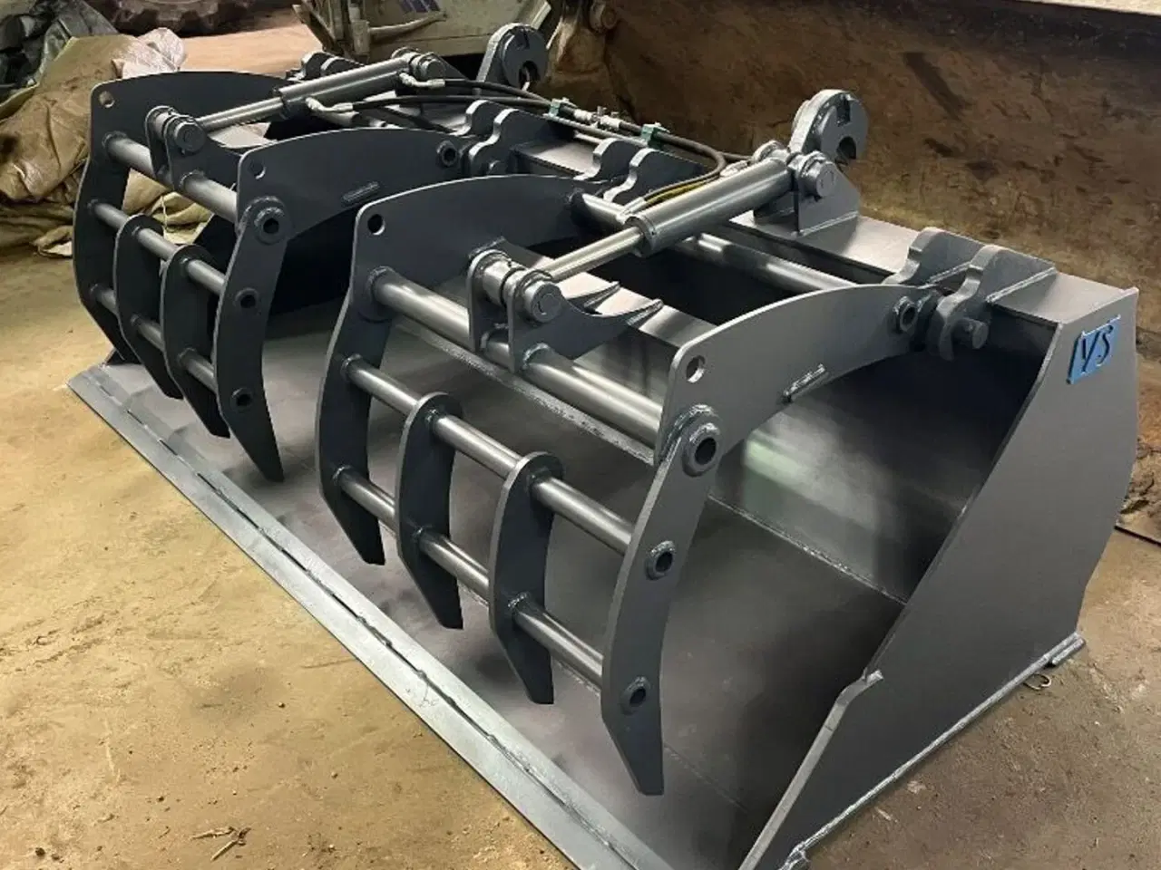 Billede 2 - Skovl med overfaldklo Dobbelt overfaldklo