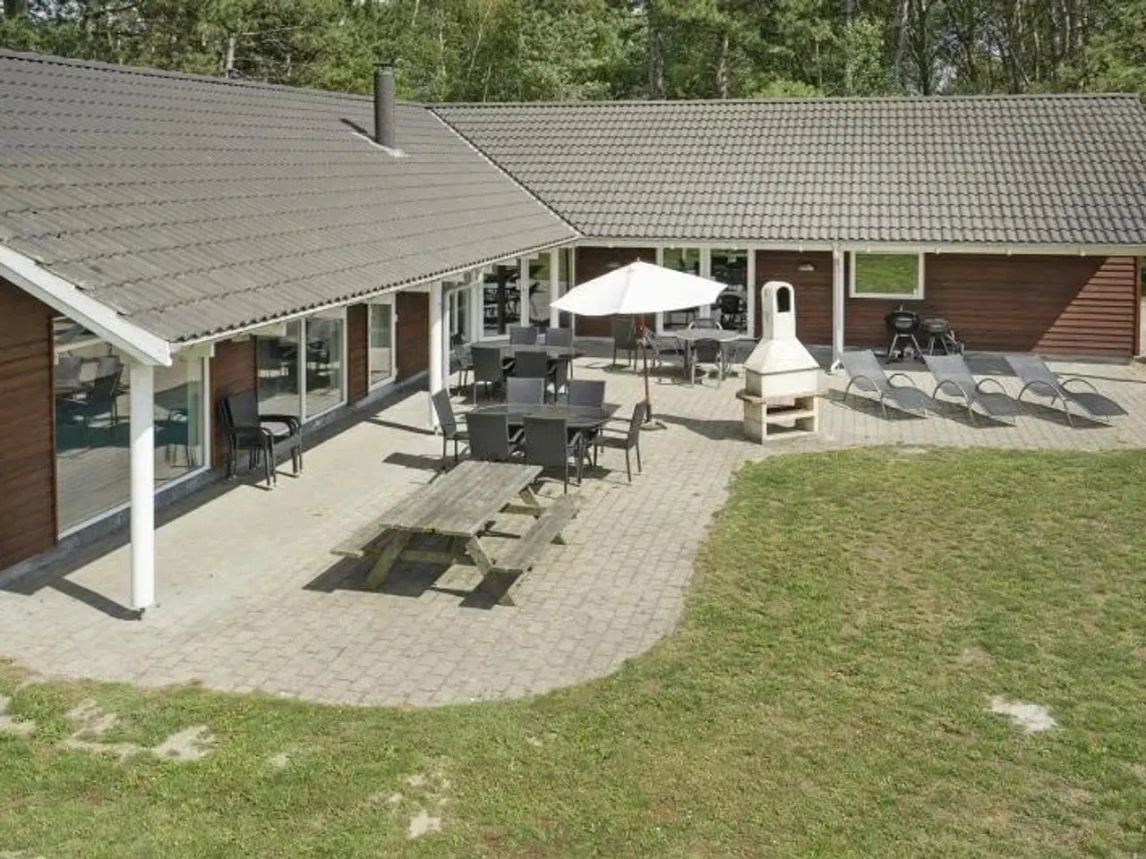 Billede 1 - Poolhus til 18 personer ved R�dby, Lolland.