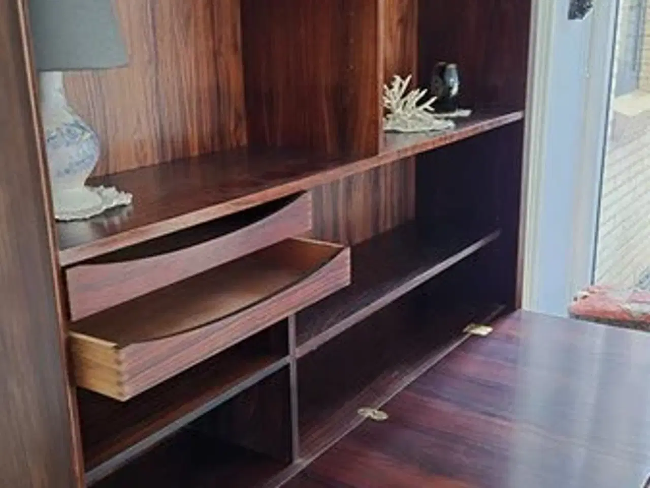 Billede 4 - Palisander reol/skænk  -