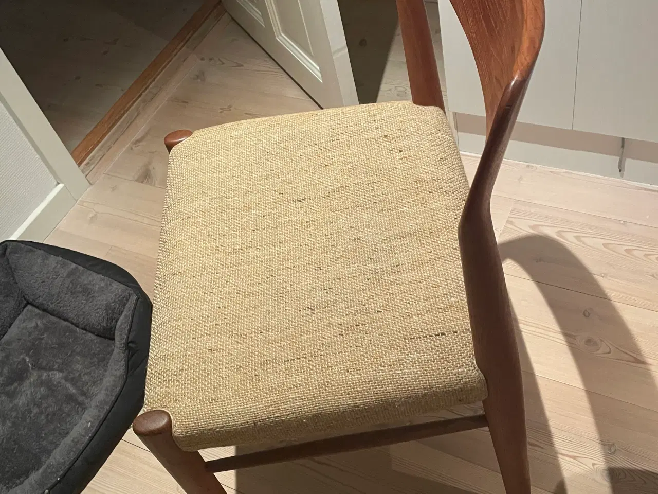 Billede 5 - Teaktræ stol (Niels Otto Møller )