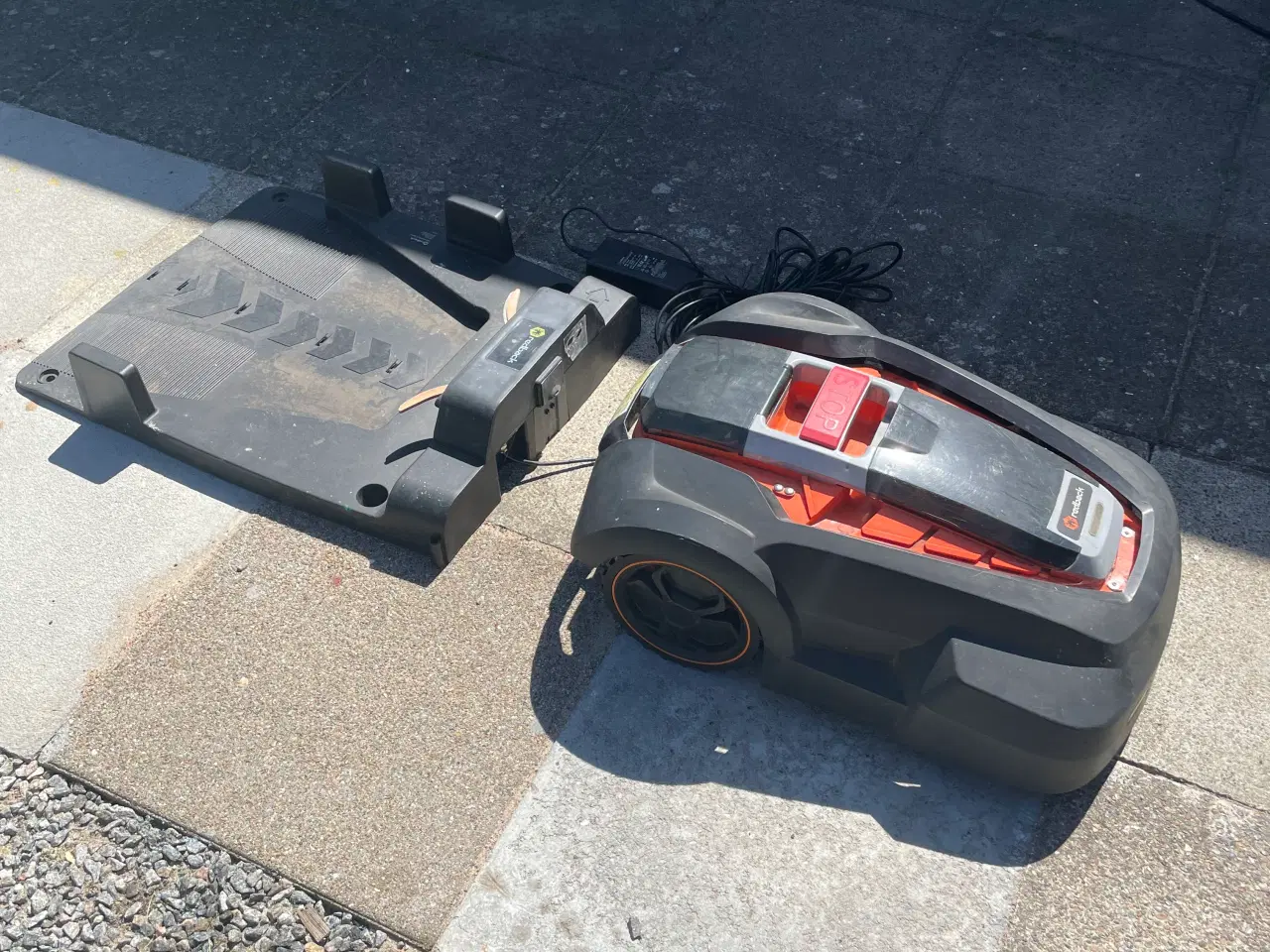 Billede 5 - Robot plæneklipper Redback defekt batteri