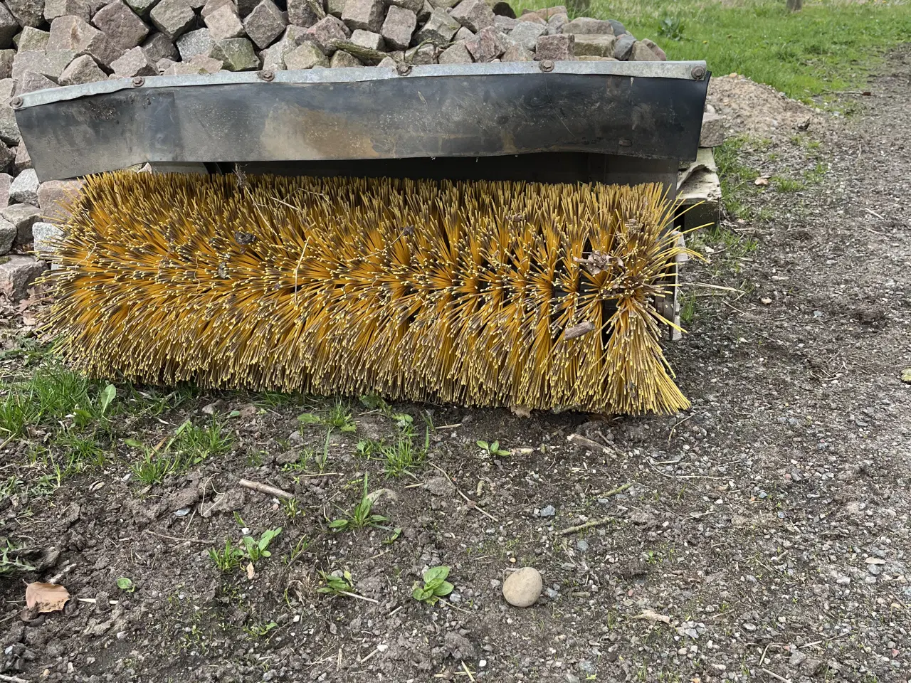 Billede 1 - Fejekost til husqvarna