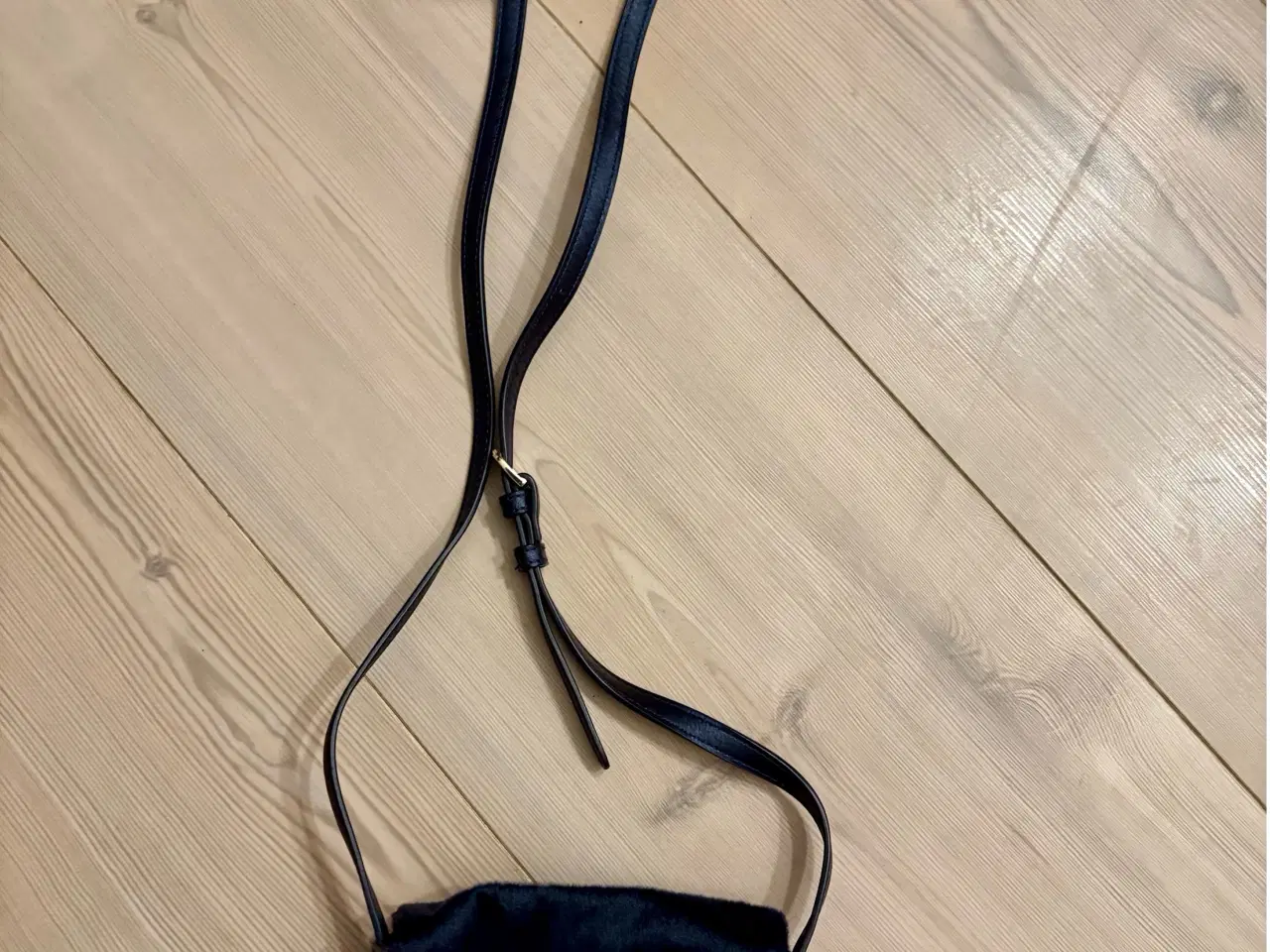 Billede 4 - Armani - gå-i-byen-taske